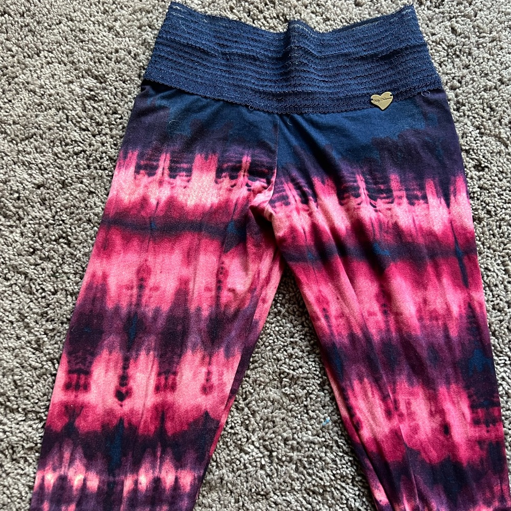 Cute Booty Tie Dye leggings - Picture 2 of 3